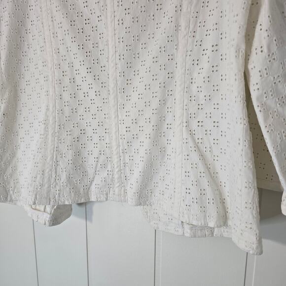 Talbots White Eyelet Blazer Stretch Lightweight Workwear Size 12P - Picture 7 of 9